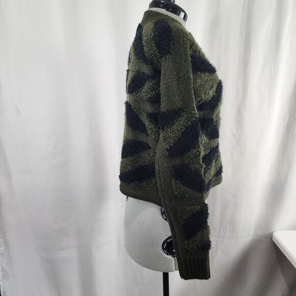 John + Jenn Chevron Pattern Sweater XS Black & Green Acrylic NWOT - Picture 6 of 16